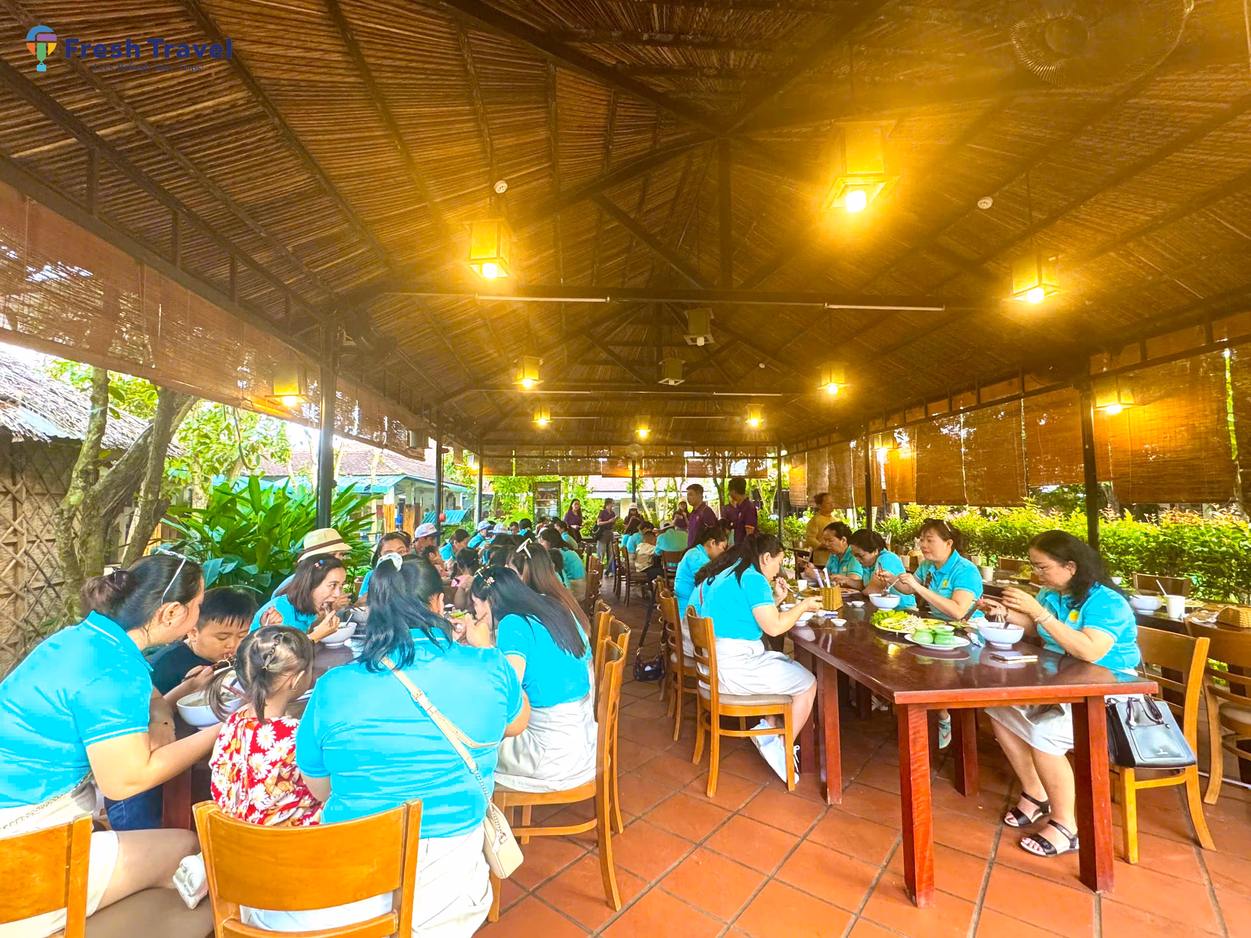 Tour khám phá miền Tây sông nước 07/12/2024